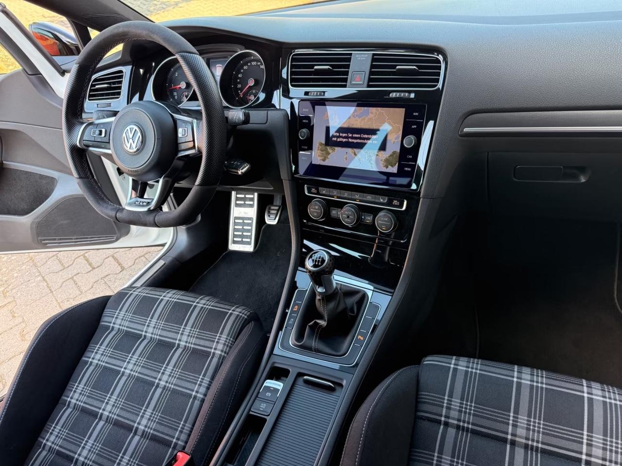 Volkswagen Golf GTD 2.0 TDI 5p. BlueMotion Technology