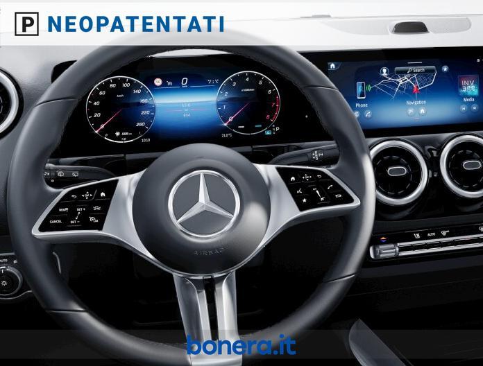 Mercedes GLA 180 180 Progressive Extra 7G-DCT