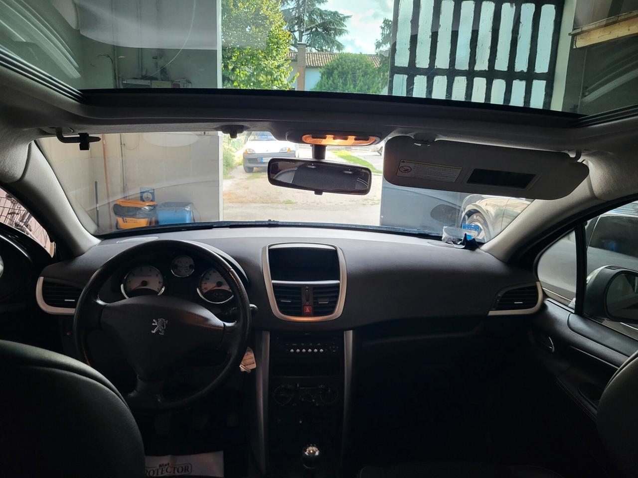 Peugeot 207 1.6 VTi 120CV SW Outdoor GPL