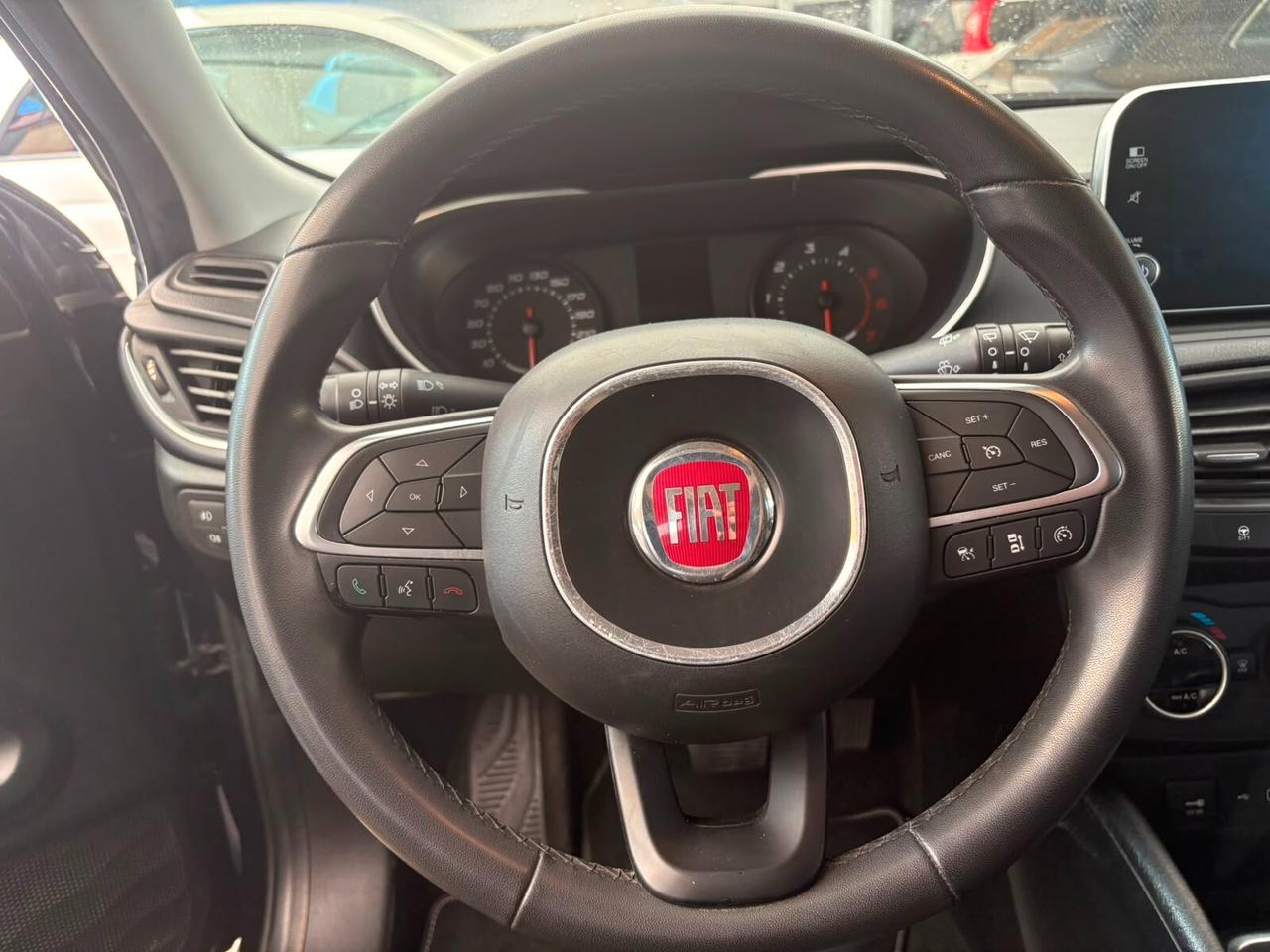 Fiat Tipo 1.6 Mjt S&S DCT SW Lounge