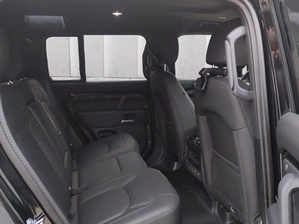 LAND ROVER Defender (2019) LAND ROVER 110 3.0D I6 200 CV AWD Auto X-Dynamic SE del 2025