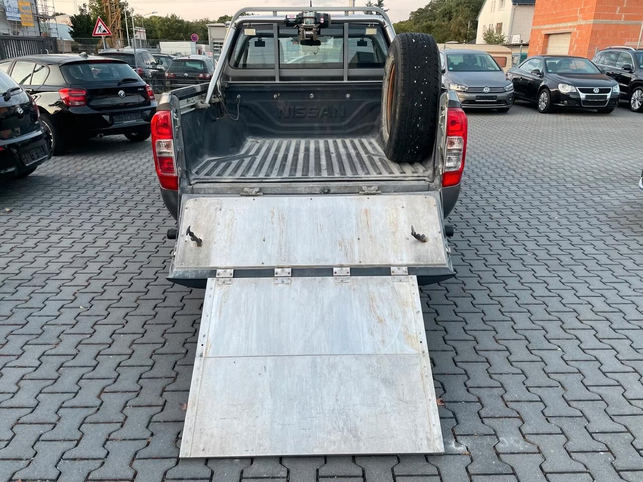 Nissan Navara 2.3 dCi 4WD Double Cab Visia