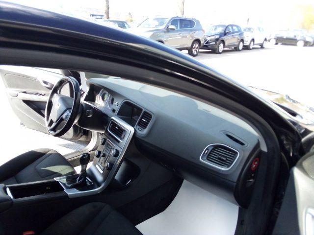 VOLVO V60 D3 - lega - sens. posteriori - bluetooth