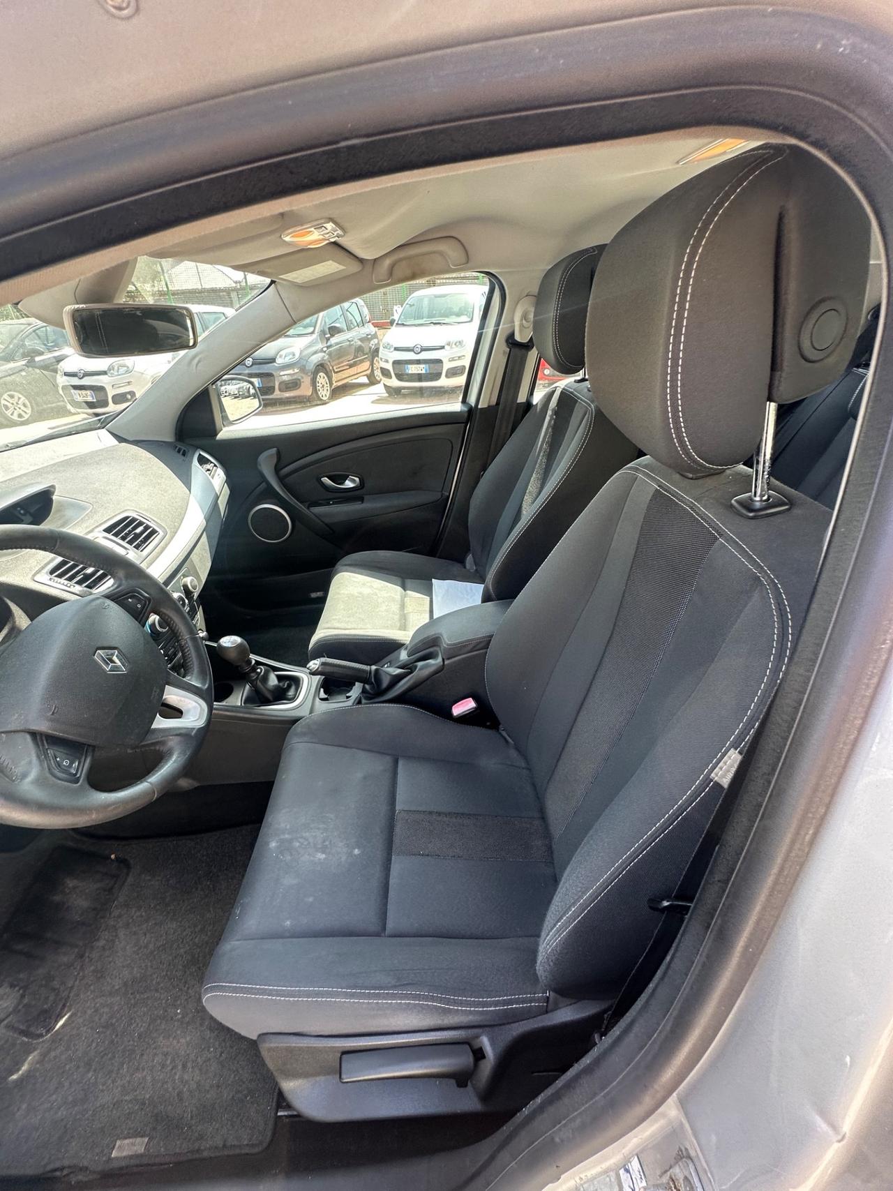 Renault Megane Mégane 1.5 dCi 110CV SporTour Confort