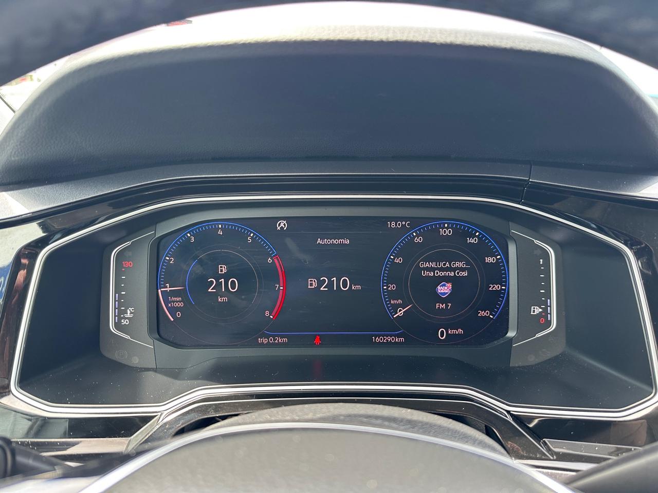 Volkswagen Polo 1.0 TSI Highline R-Line - 2019