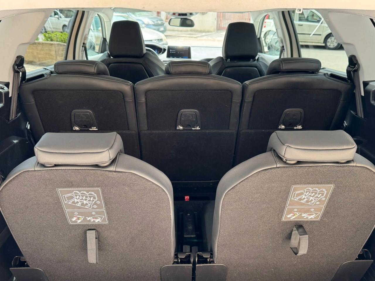 PEUGEOT 5008 1.5 HDI 130 CV. BI-COLORE CROSSWAY 7 POSTI