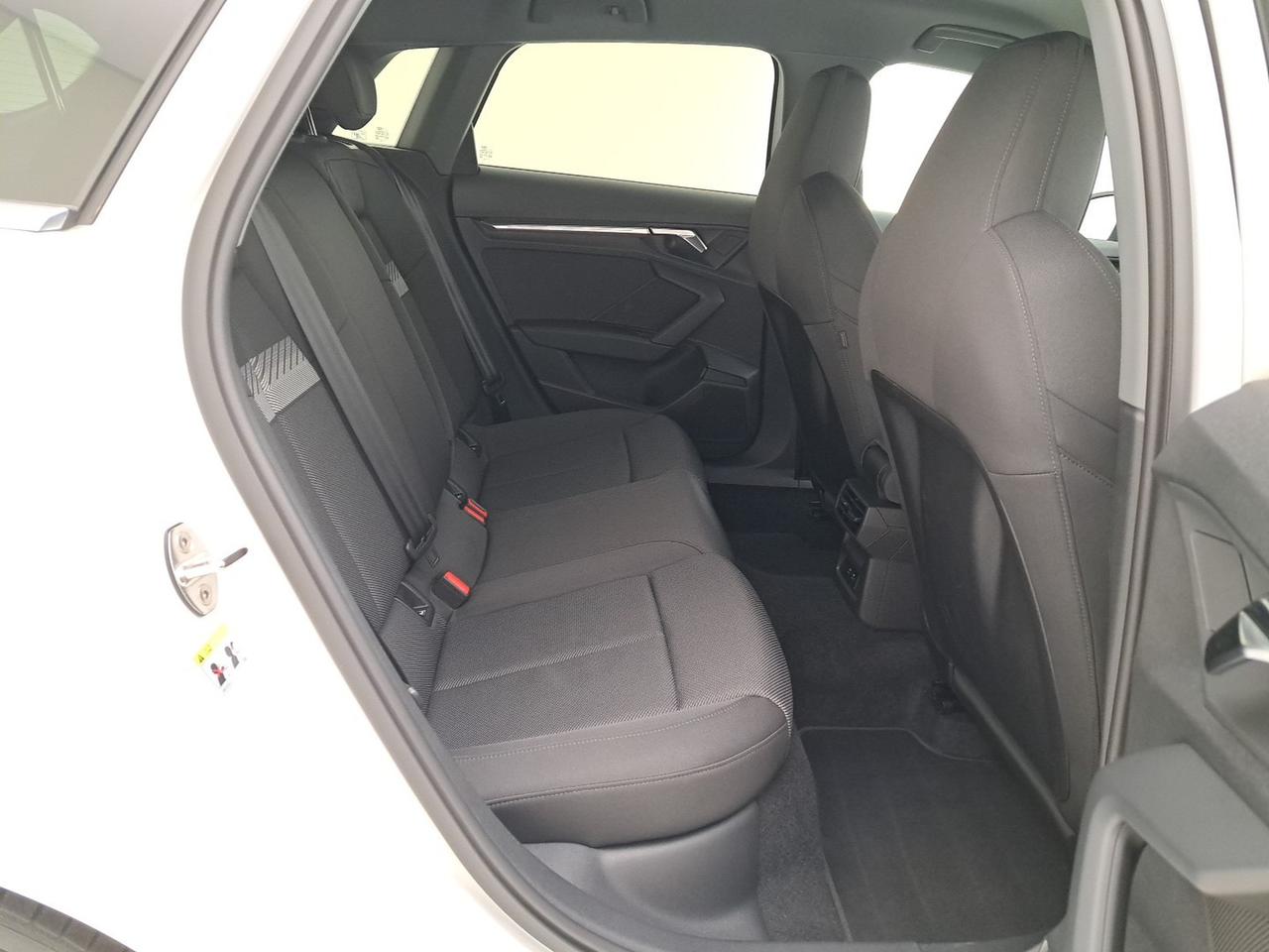 Audi A3 sportback 35 2.0 tdi s line edition s-tronic