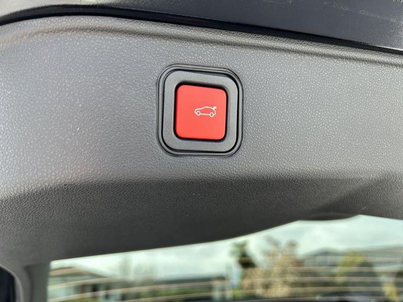 Alfa Romeo Junior 1.2 145 CV Hybrid eDCT6 Ti + PACK TECHNO+18"