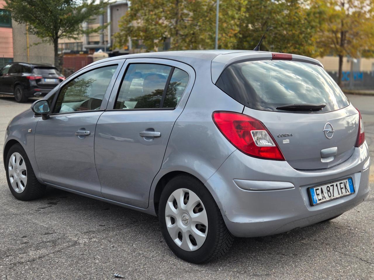 Opel Corsa 1.2 80CV 5 porte GPL-TECH Edition