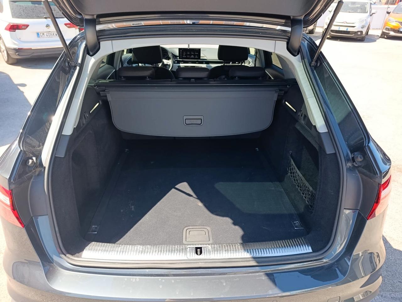 Audi A4 Avant 35 TDI/163 CV S tronic line edition