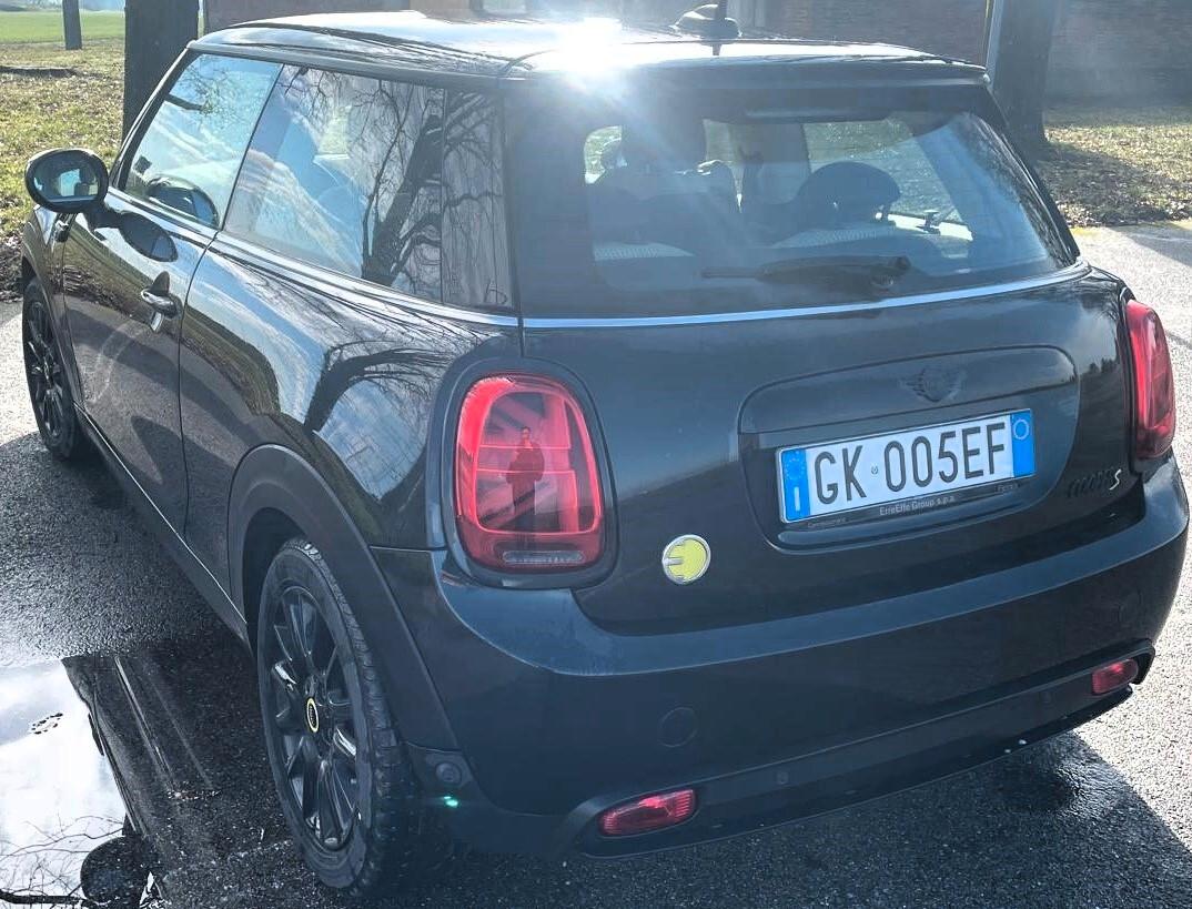 Mini Full Electric Cooper SE Yours