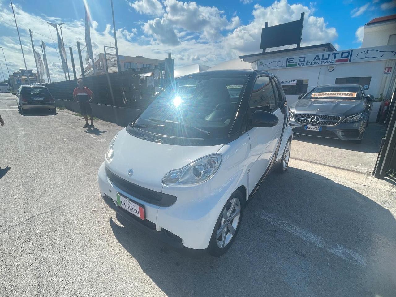 Smart ForTwo 1000 52 kW coupé passion