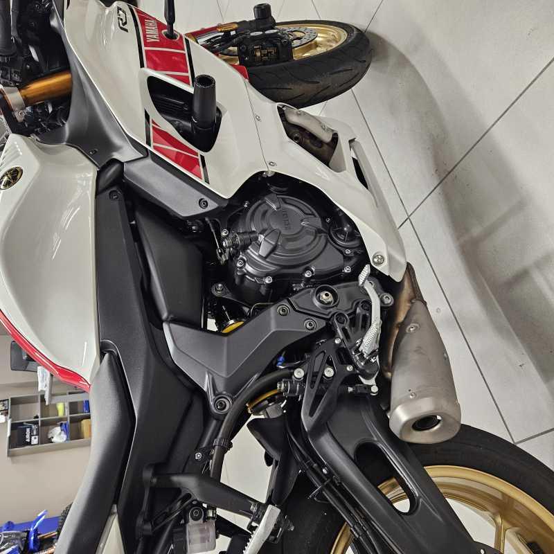 Yamaha YZF R7 World GP 60th Anniversary - 2023