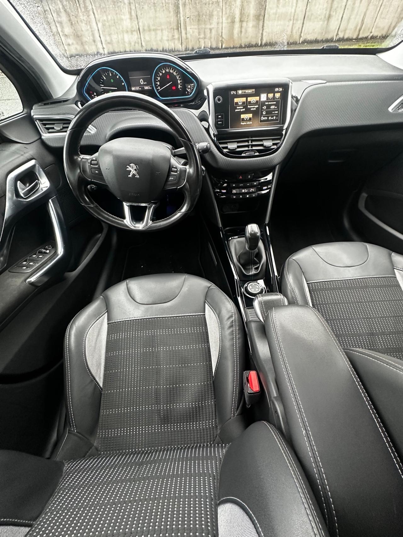 Peugeot 2008 1.6 BlueHDi 100 Allure Black Matt
