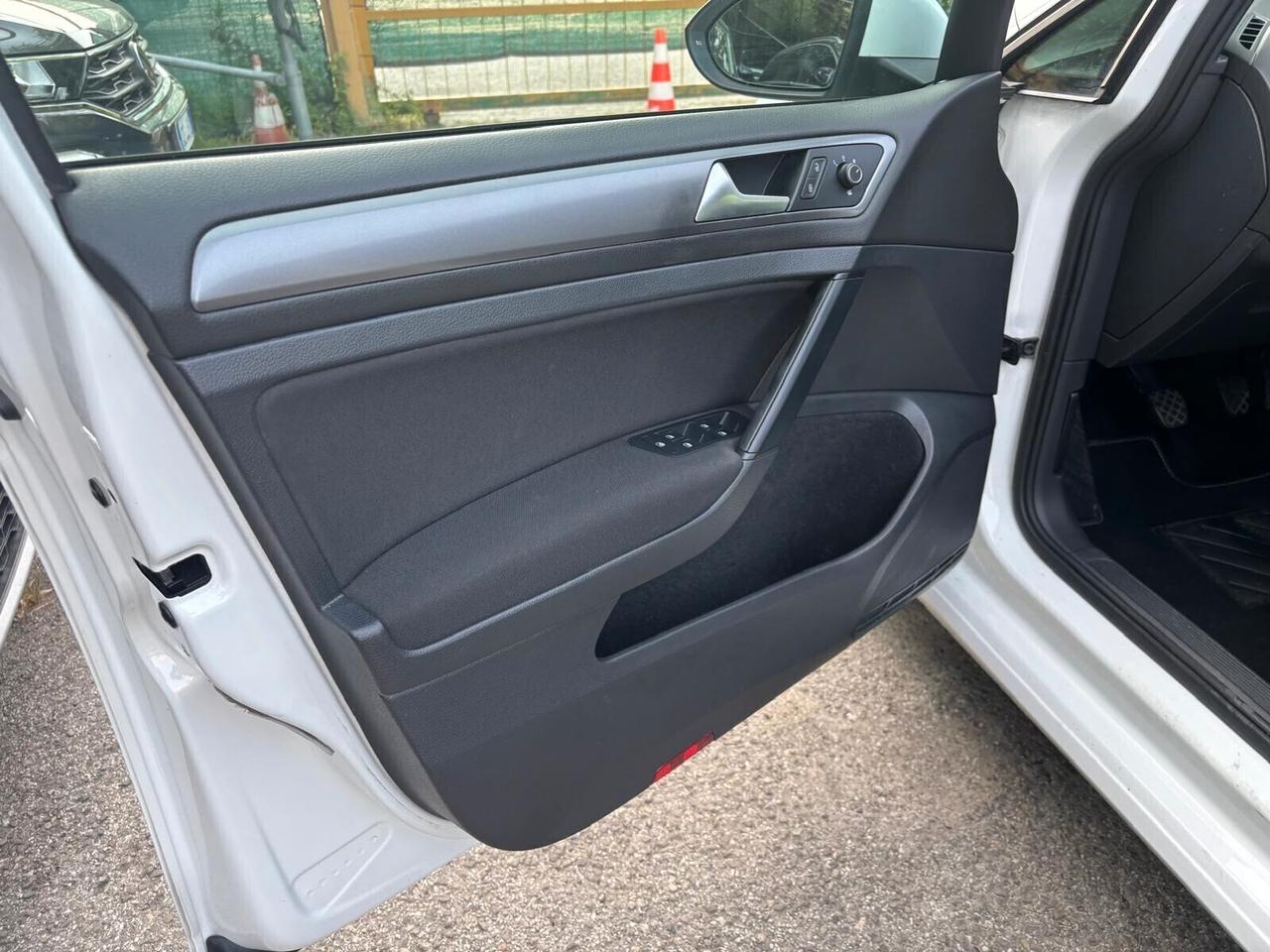 Volkswagen Golf 1.4 TGI 5p. OK Neopatentati