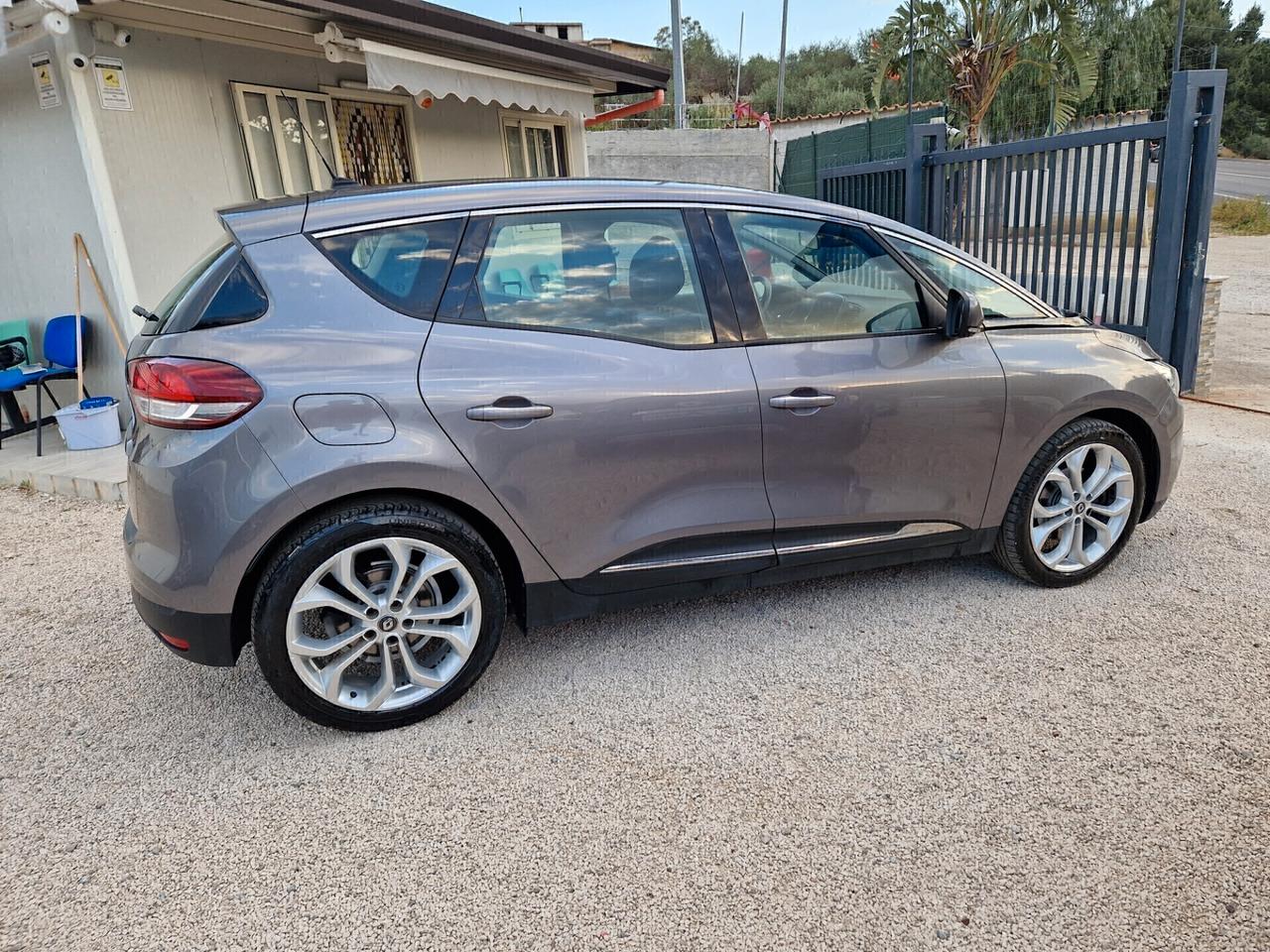 Renault Scenic Scénic dCi 8V 110 CV Energy Bose