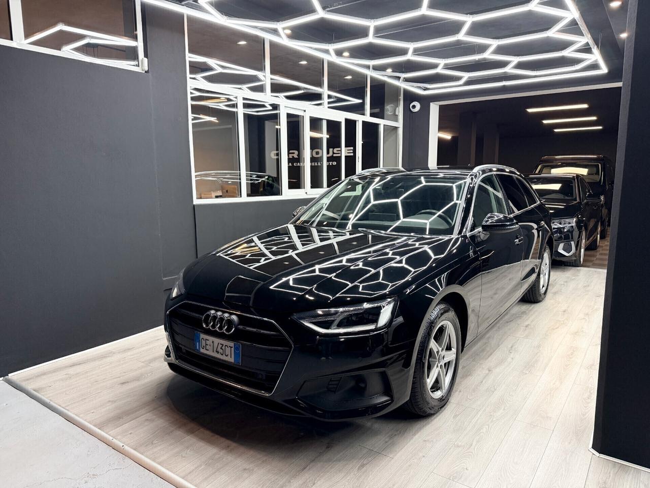 Audi A4 Avant 35 2.0 TDI 163 CV S tronic