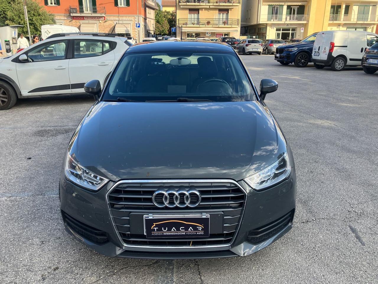 Audi A1 1.6 TDI Metal Plus #7139