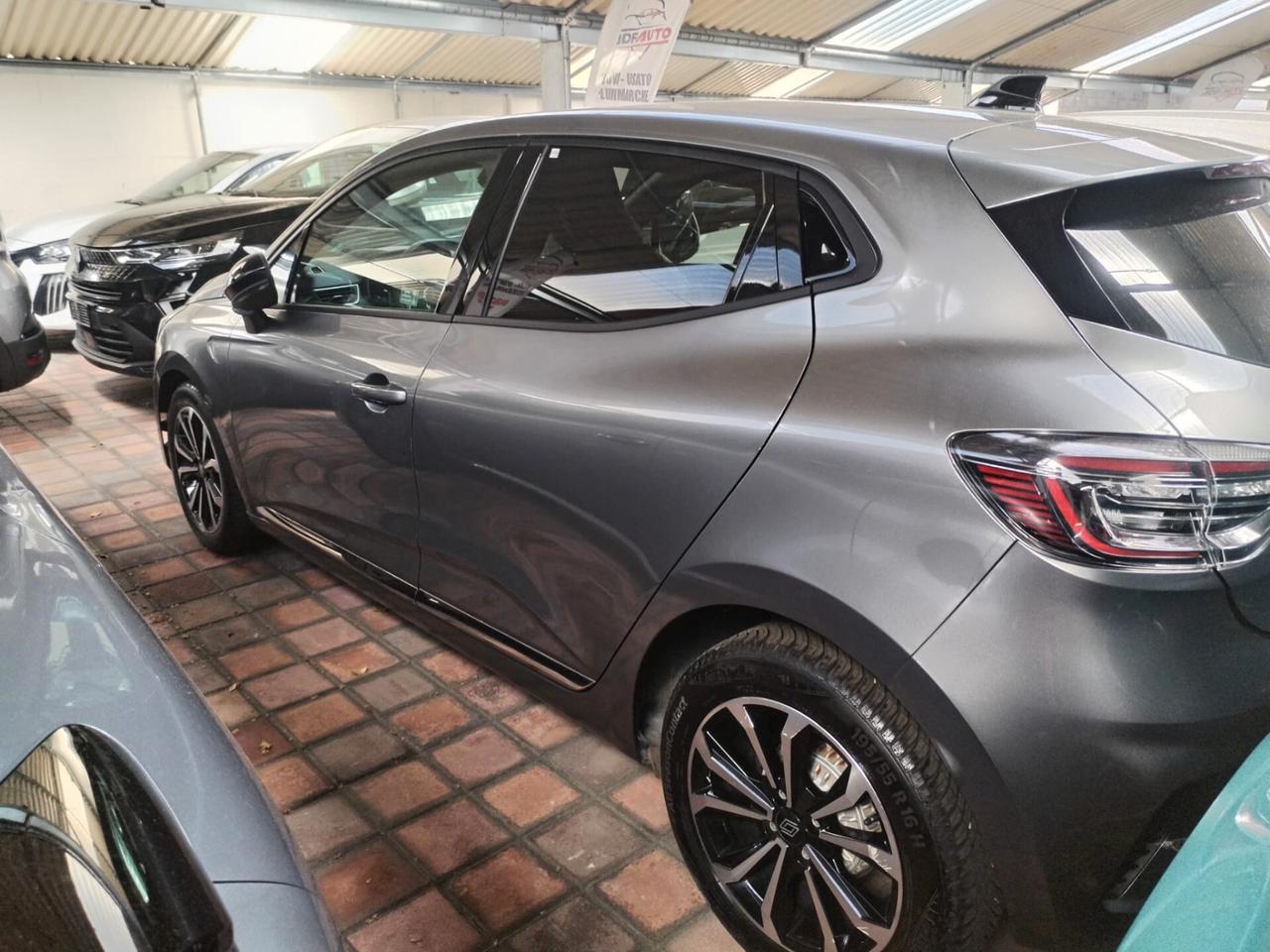 Renault Clio TCe 90 CV 5 porte Techno
