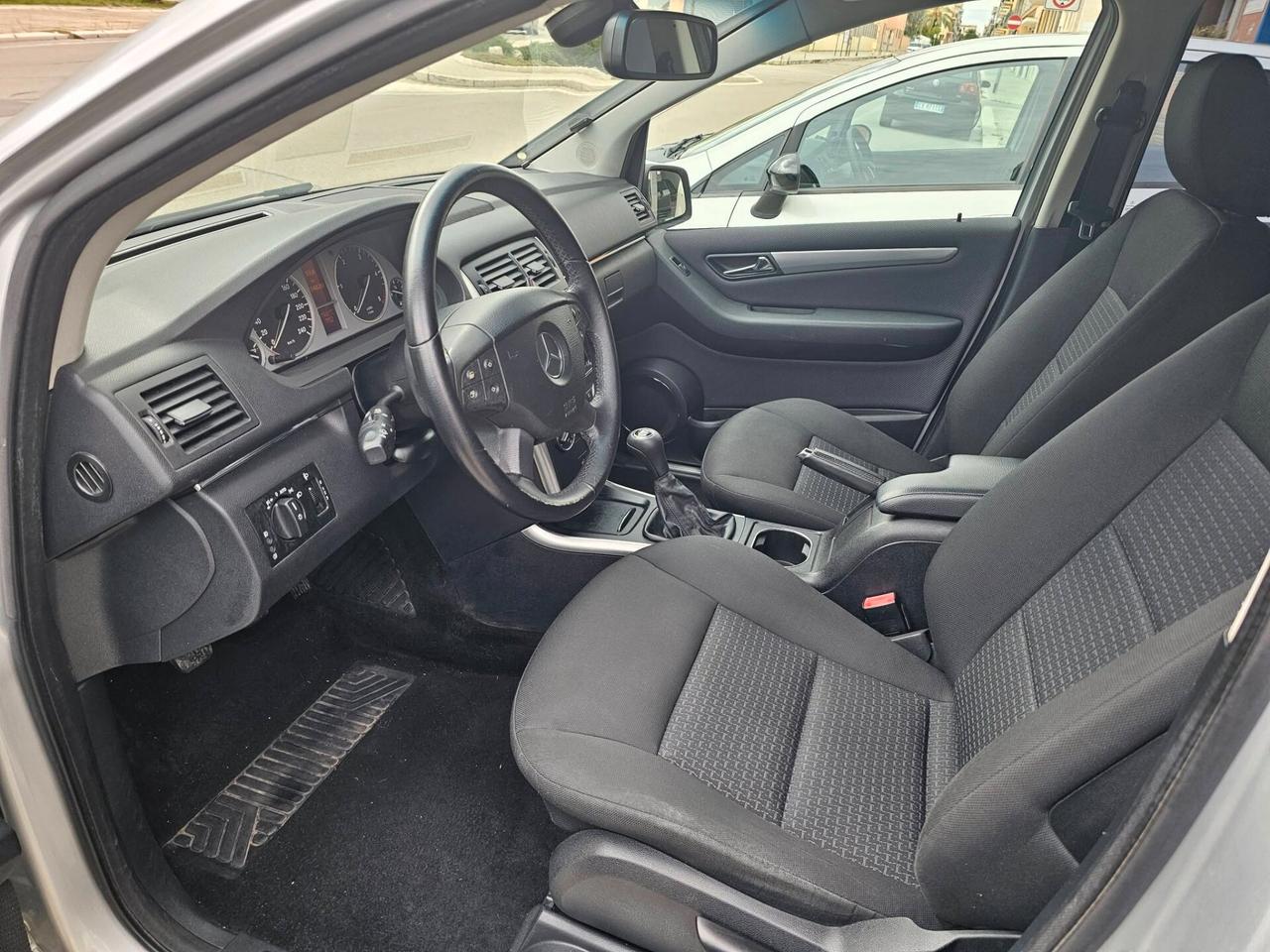 MERCEDES B180 CDI 109CV SPORT