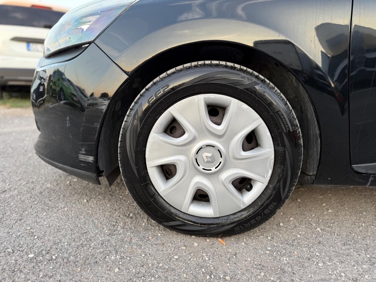 Renault Clio 1.2 75CV GPL Live