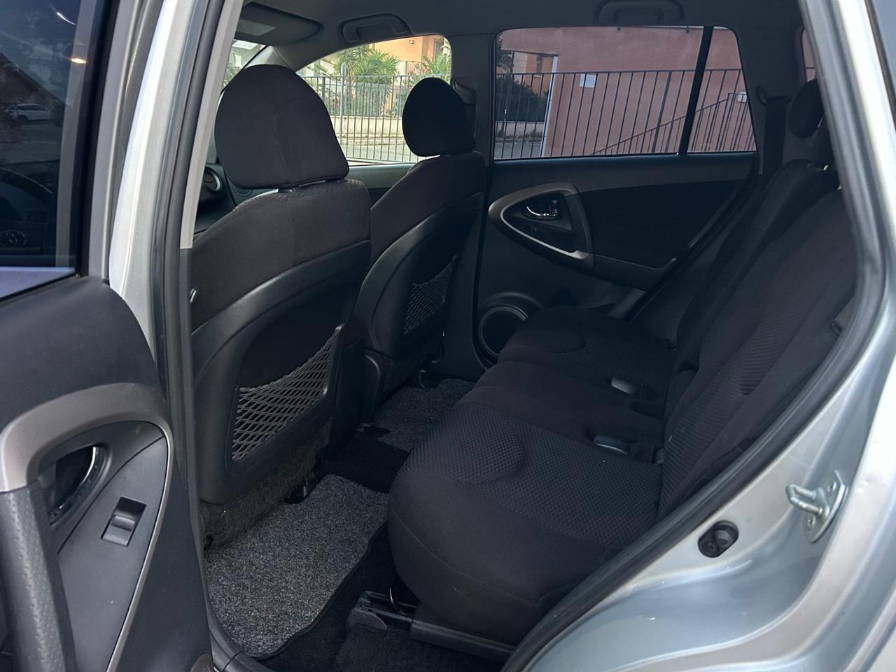 Toyota RAV 4 RAV4 2.2 D-4D 136 CV Sol unico proprietario