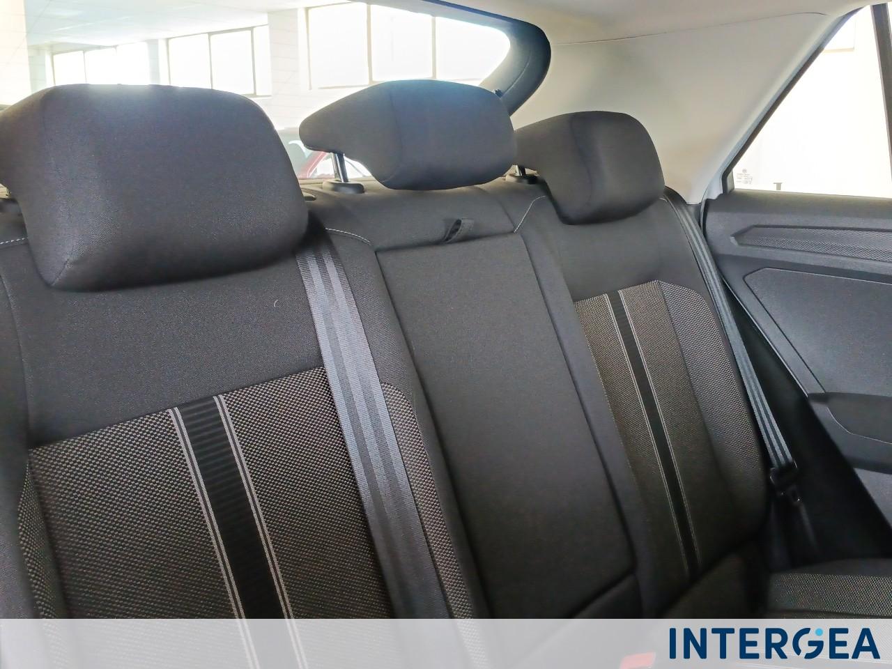 VOLKSWAGEN T-Roc 1.0 tsi Business 110cv