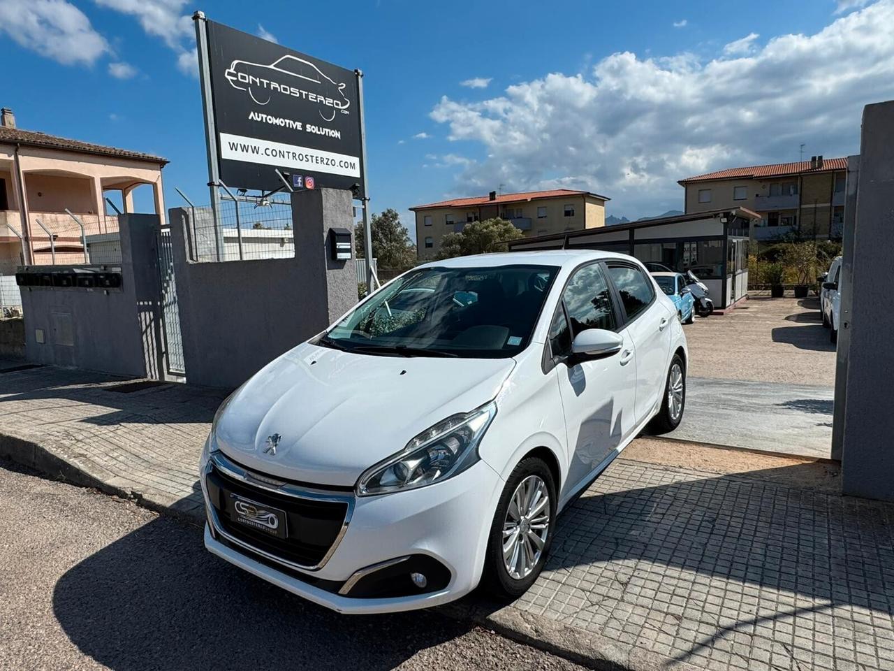 PEUGEOT 208 DIESEL - PRONTA CONSEGNA