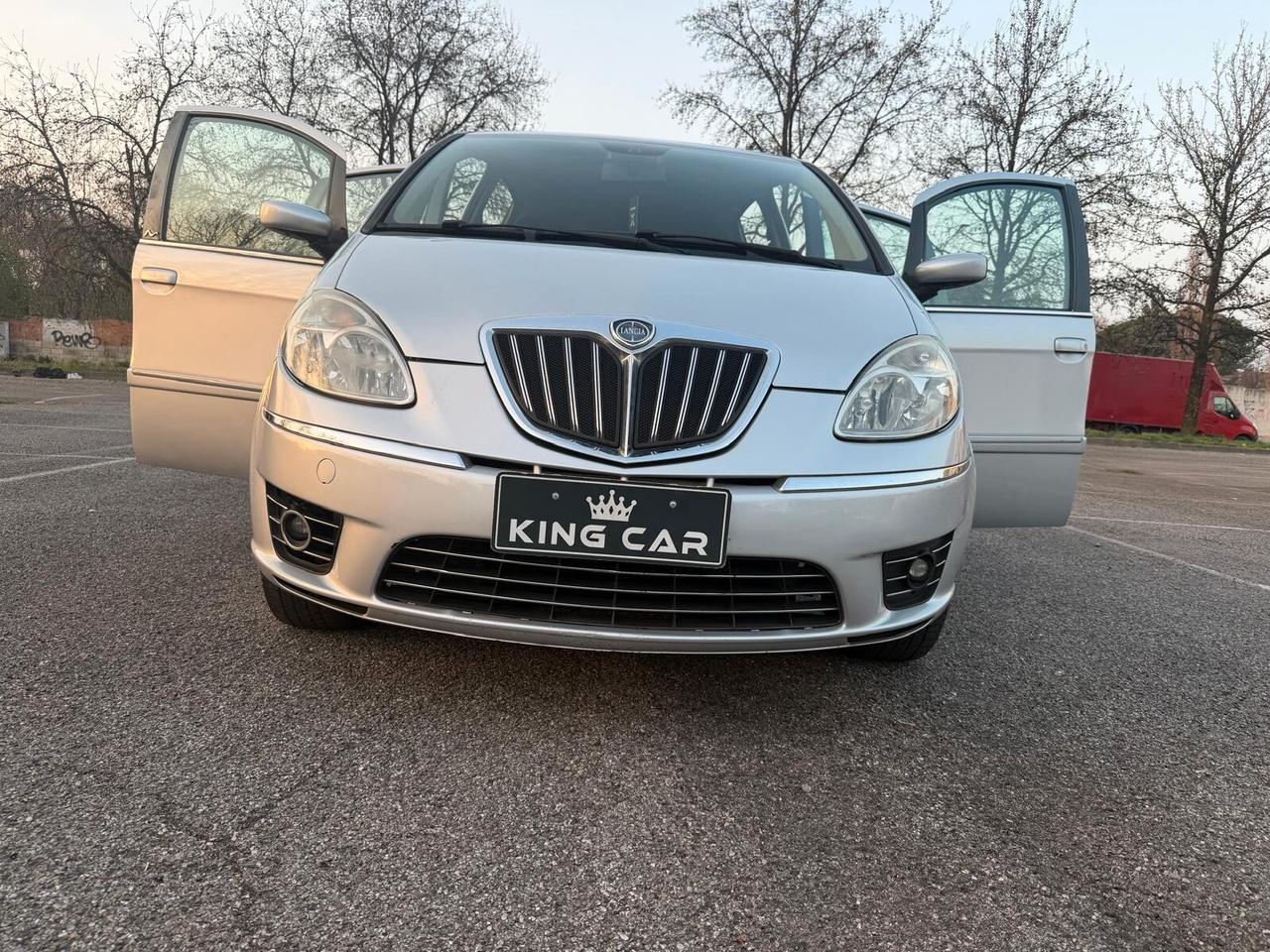 Lancia MUSA 1.4 16V Poltrona Frau