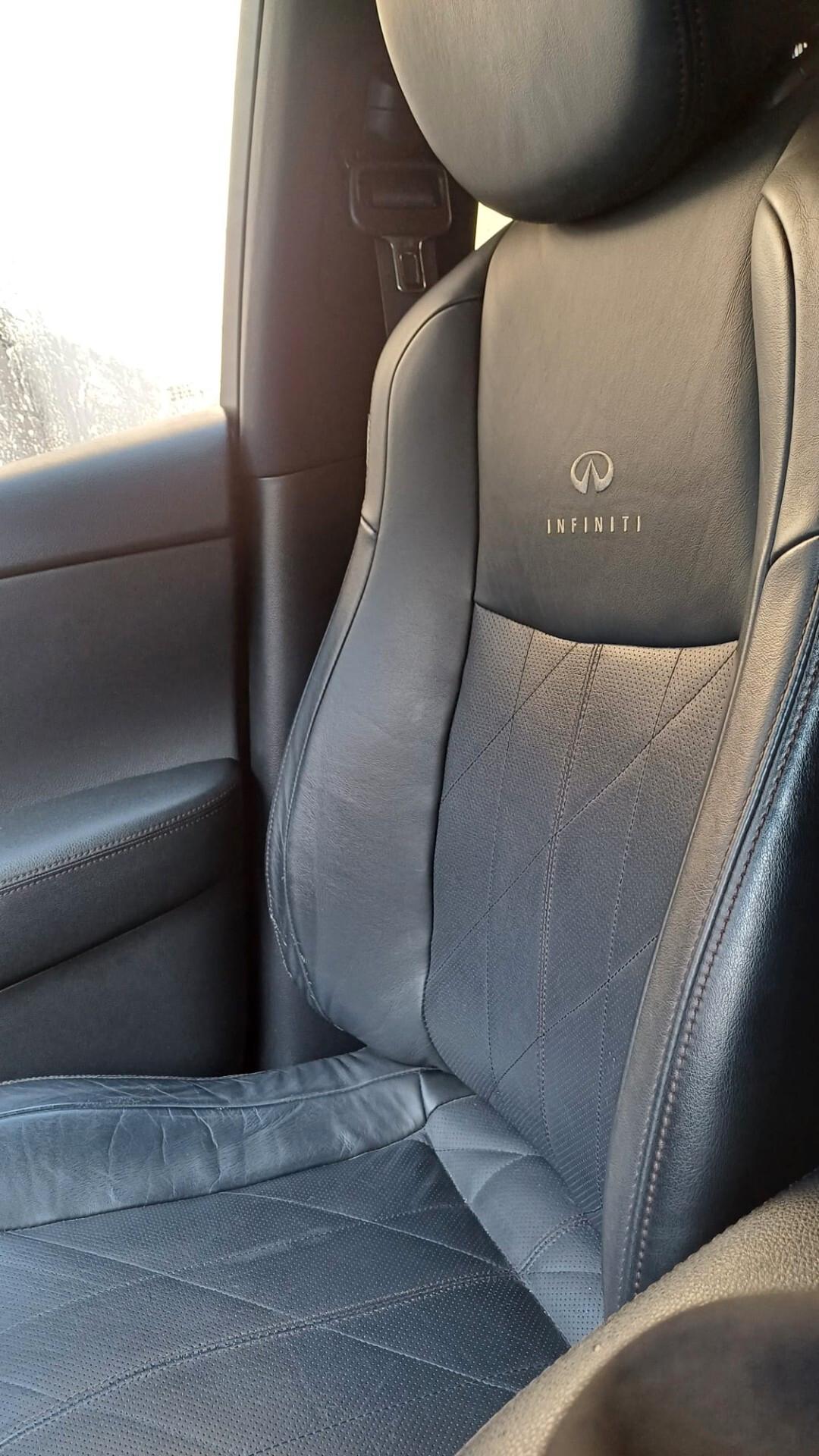 Infiniti FX30d S Premium