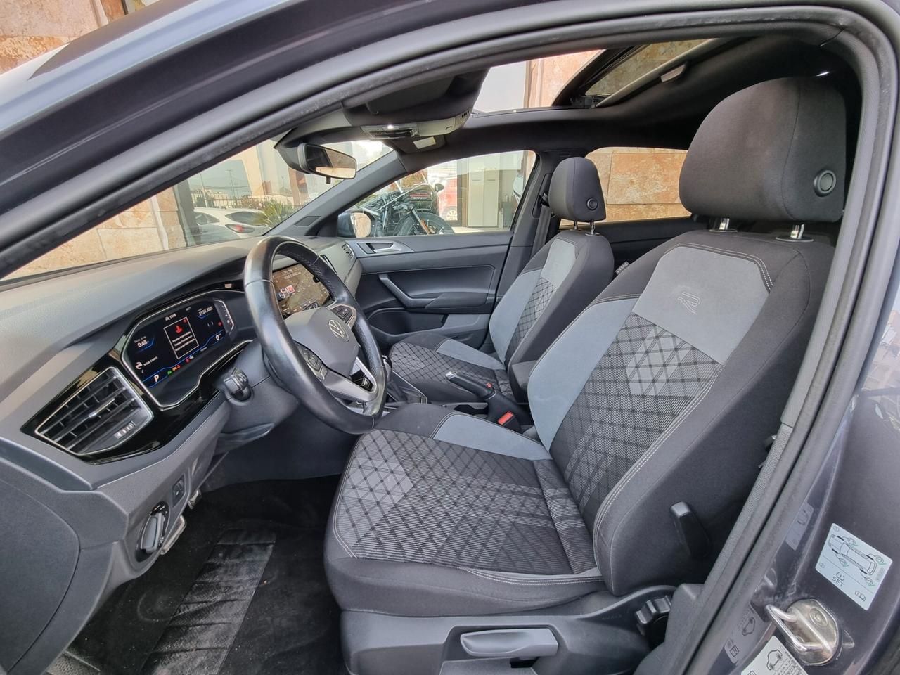 Volkswagen Taigo 1.5 TSI 150 CV DSG R-Line