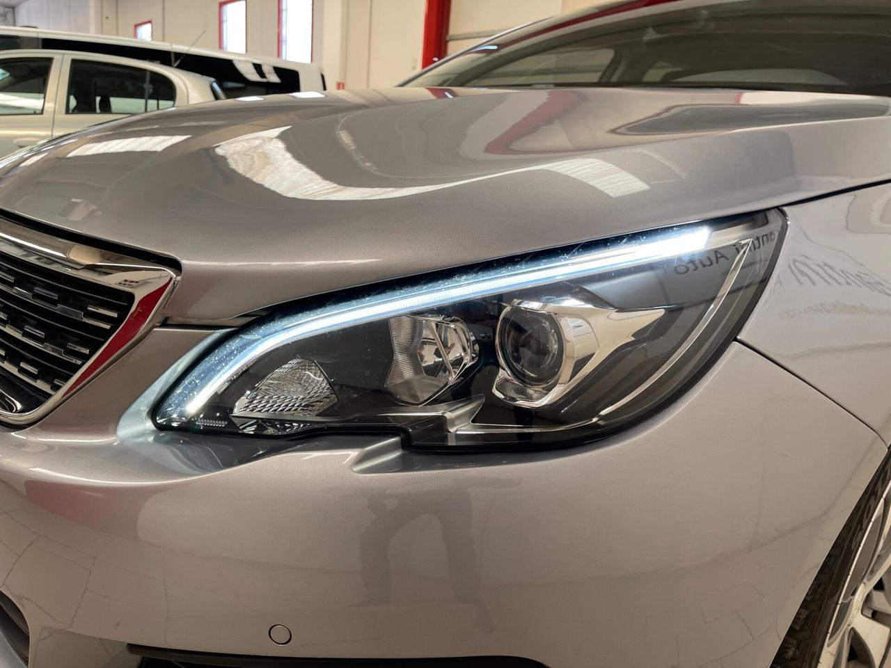 Peugeot 308 Allure 1.2 131cv-LEGGI SOTTO
