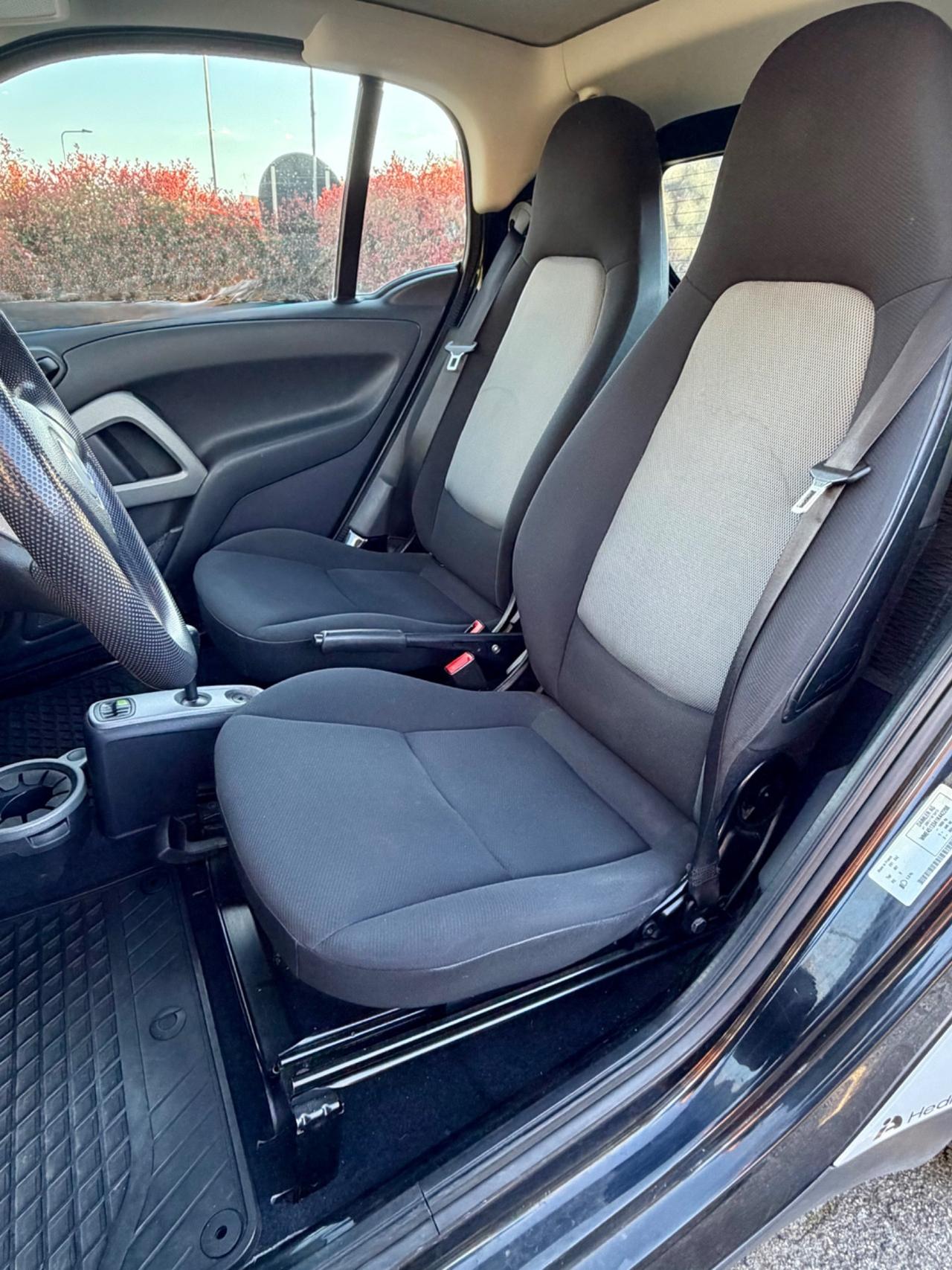 Smart ForTwo 1000 52 kW MHD coupé passion