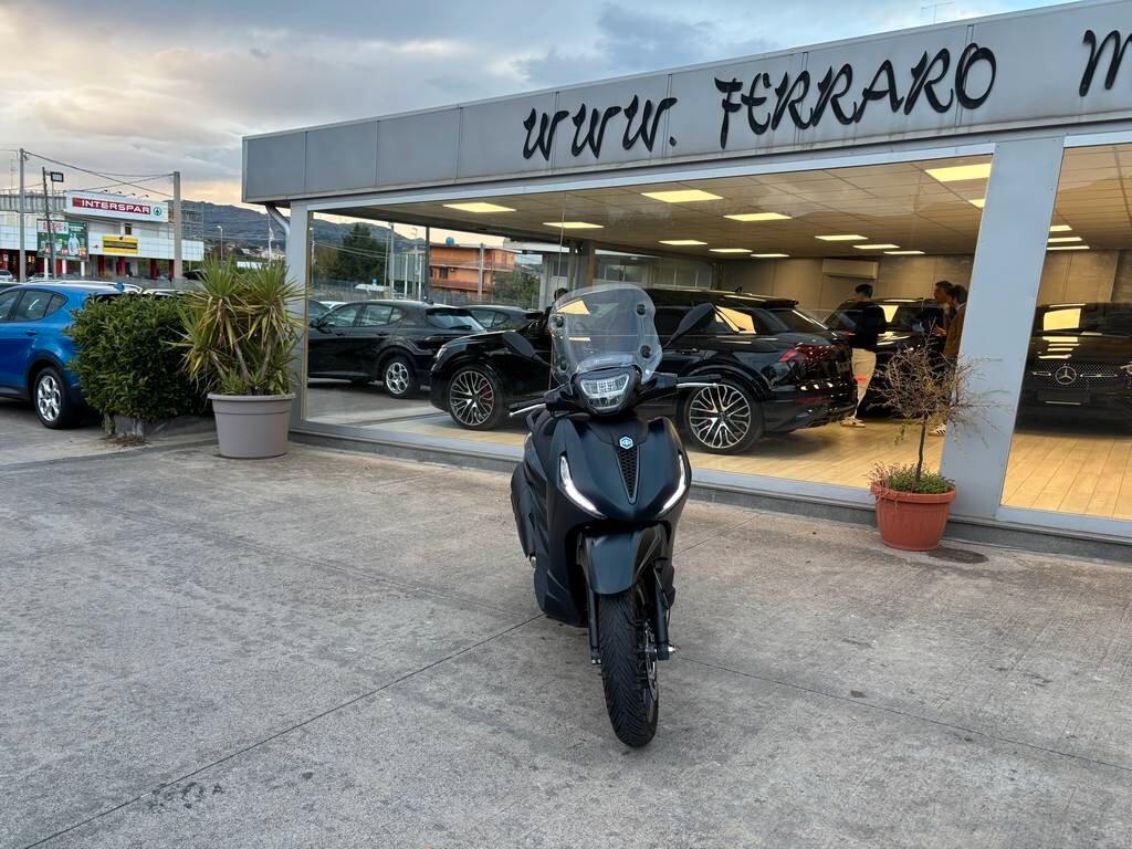 Piaggio Beverly 400 2022/ solo 9.000 Km Tua a soli 49 Euro al mese