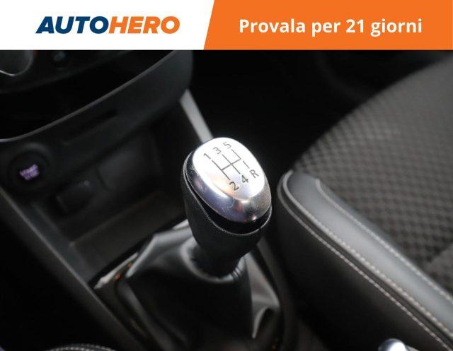 RENAULT Clio 1.2 75 CV 5 porte Duel