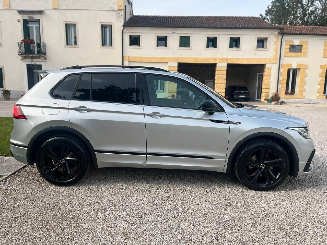 Volkswagen Tiguan 1.5 TSI 150 CV DSG ACT R-Line