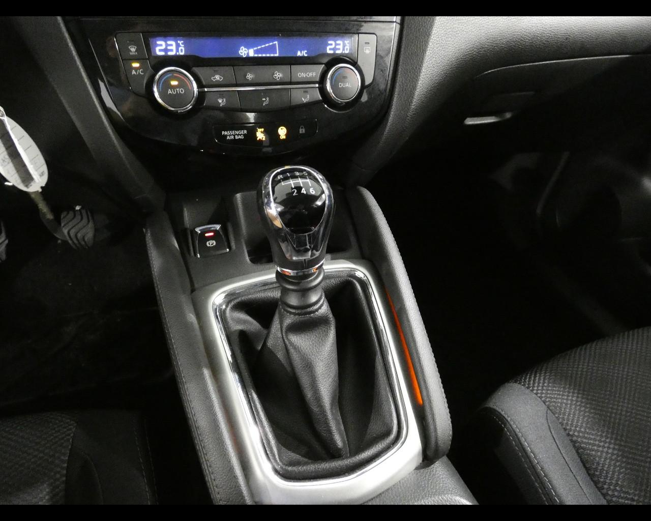 NISSAN Qashqai 2ª serie - Qashqai 1.2 DIG-T Acenta