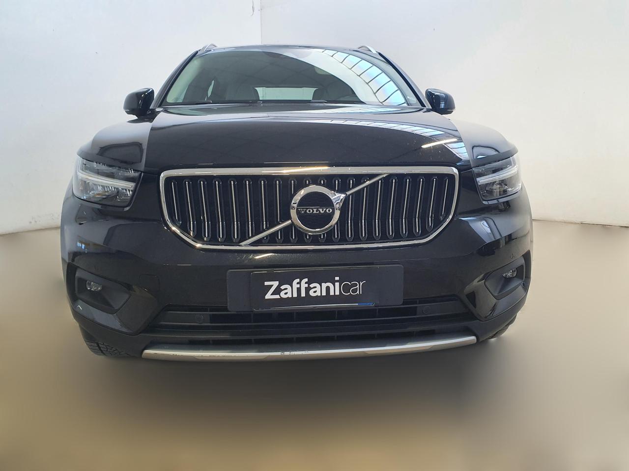 VOLVO XC40 (2017-->) - XC40 D3 AWD Geartronic Inscription