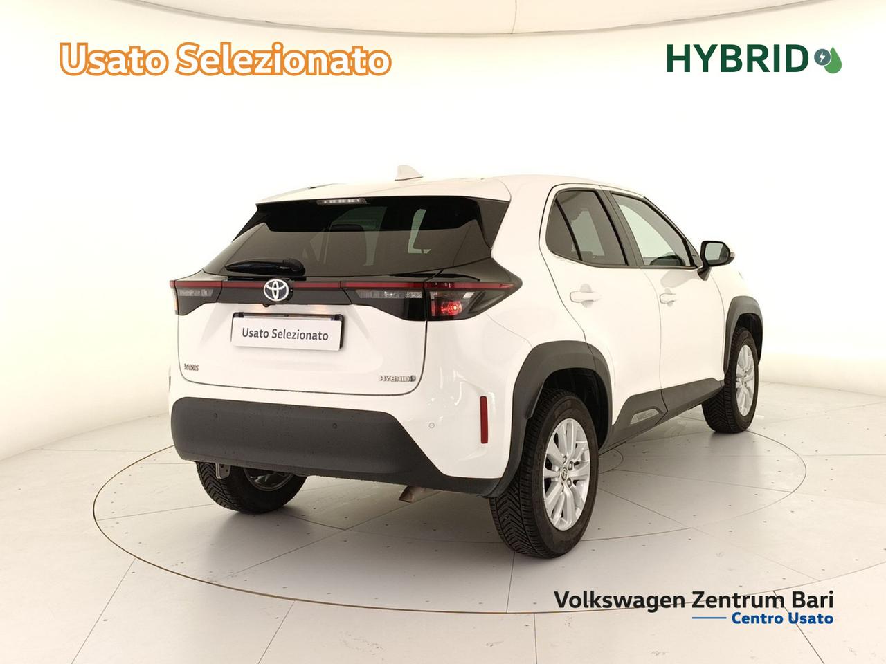 Toyota Yaris cross 1.5h business fwd 116cv e-cvt
