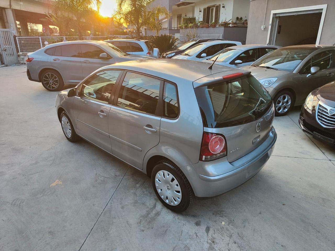 Volkswagen Polo 1.4benz. 80CV 5p. 130.000km