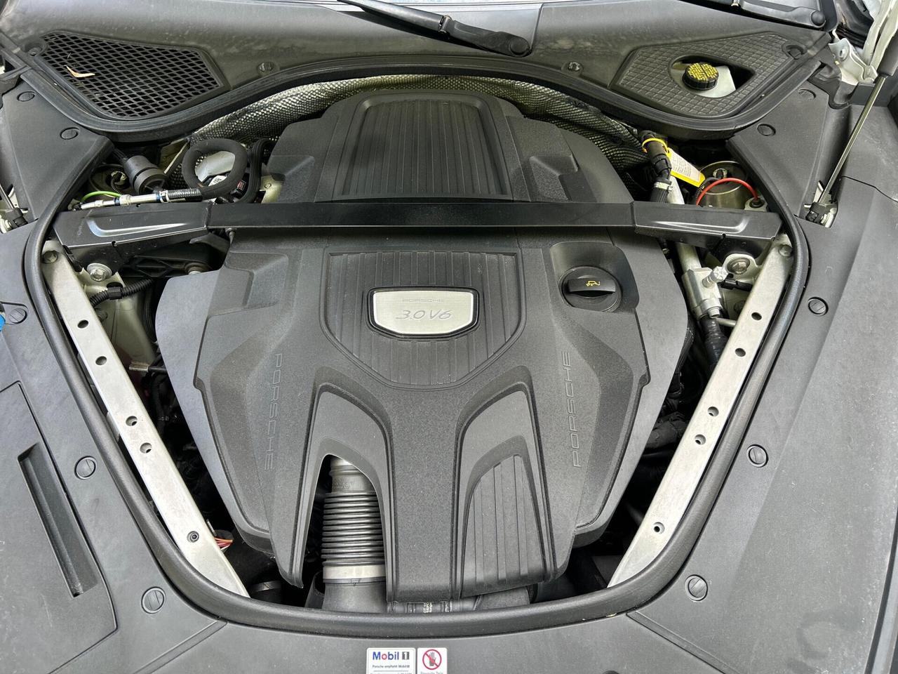 Porsche Panamera Sport Chrono