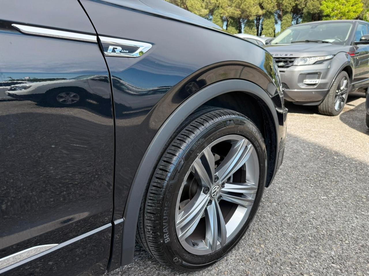 Volkswagen Tiguan 2.0 TDI SCR DSG 4MOTION Sport BMT