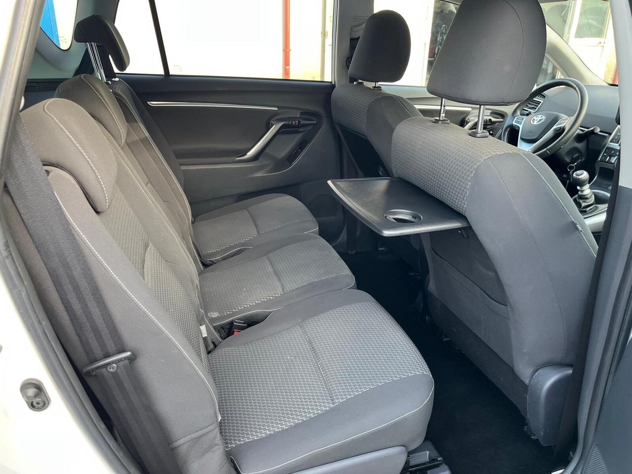 Toyota verso 1.6 D-4D- km 140000-12/2015