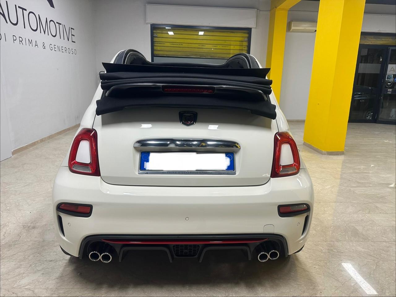 Abarth 500 C 1.4 Turbo T-Jet Custom