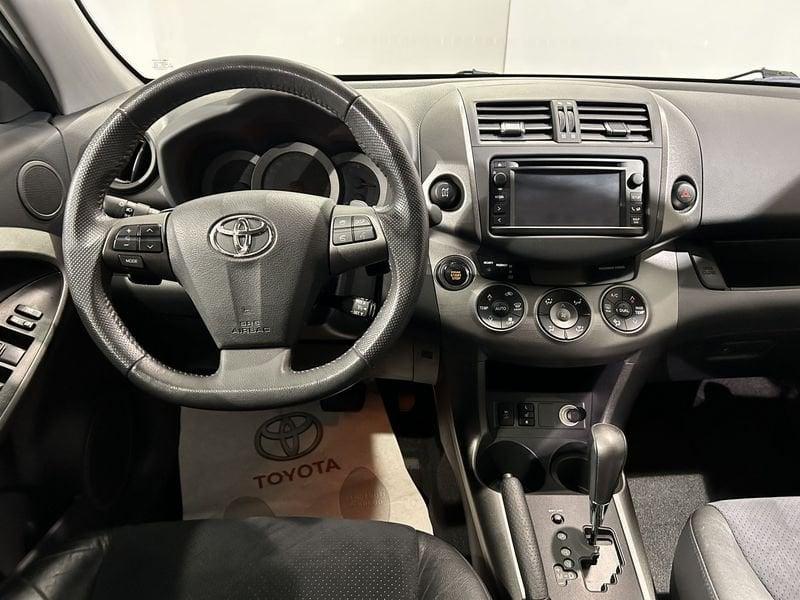 Toyota RAV4 RAV4 Crossover 2.2 D-Cat A/T 150 CV Style + NAVIGATORE