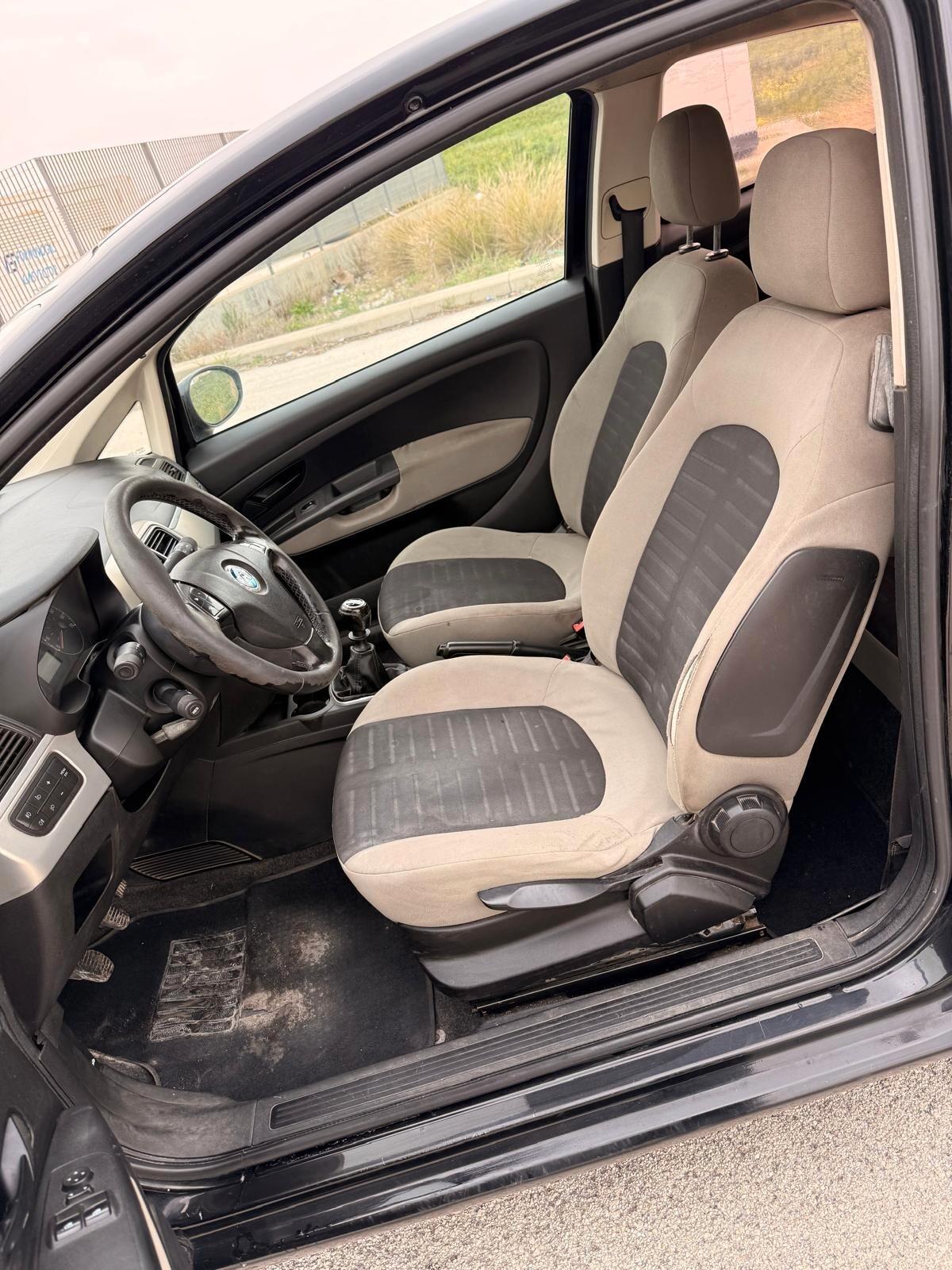 Fiat Grande Punto 1.3 MJT 75 CV 3 porte Dynamic