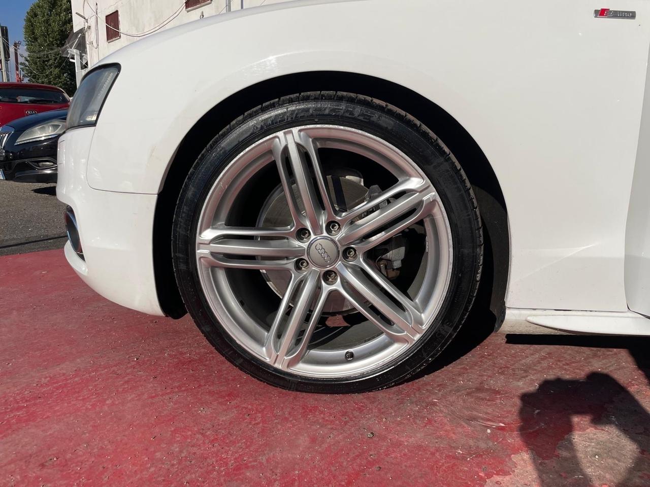 Audi A5 2.0 TDI F.AP. Ambition S-LINE
