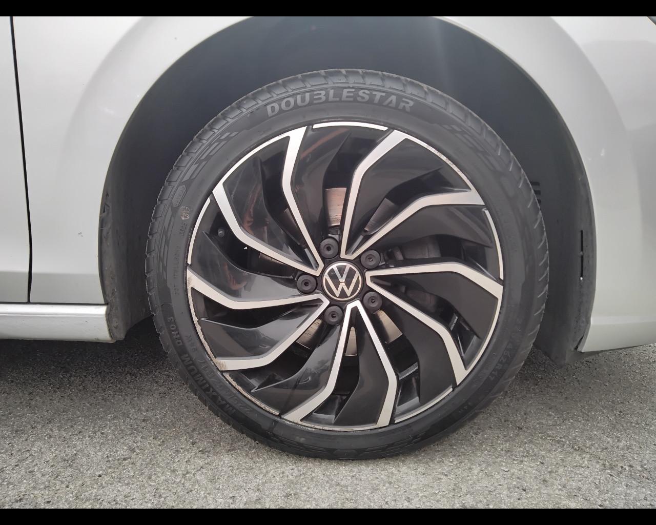 VOLKSWAGEN Golf VIII 2020 - Golf 1.0 tsi evo Life 110cv