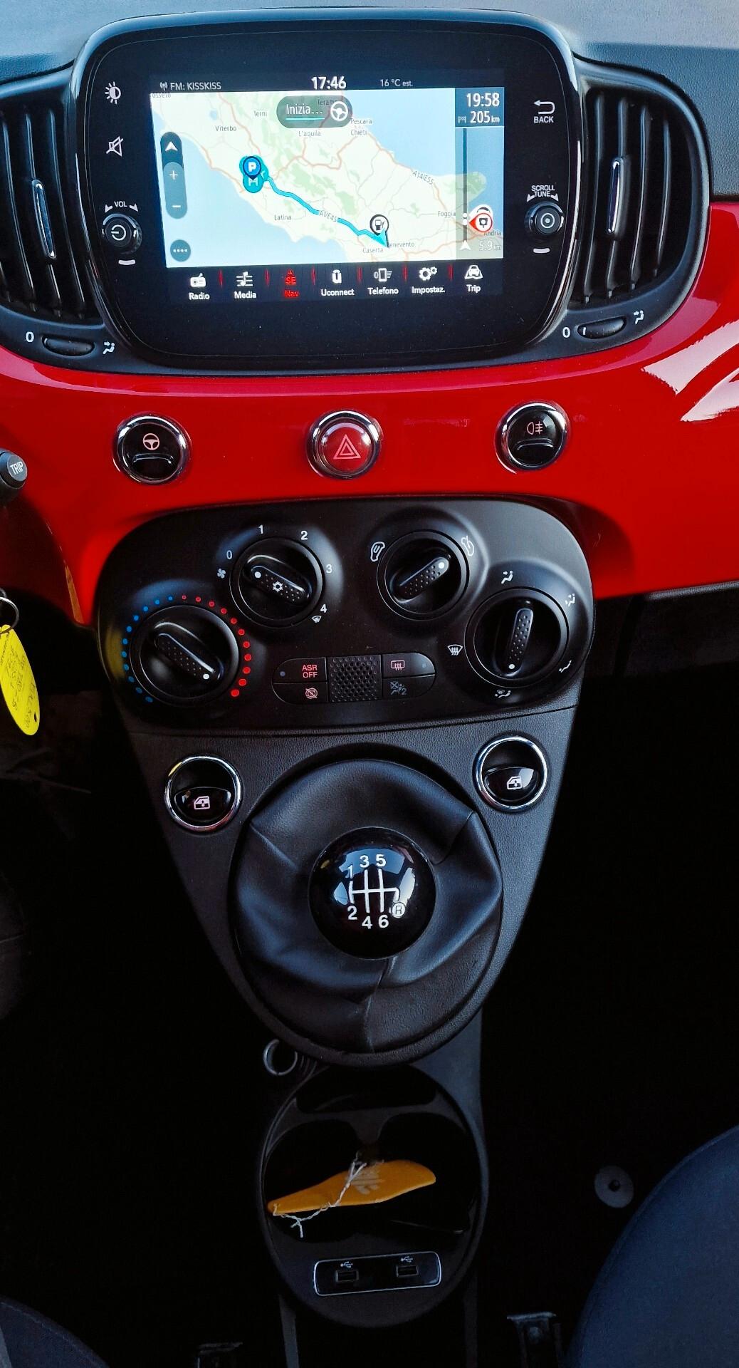 Fiat 500 1.0 Hybrid Red