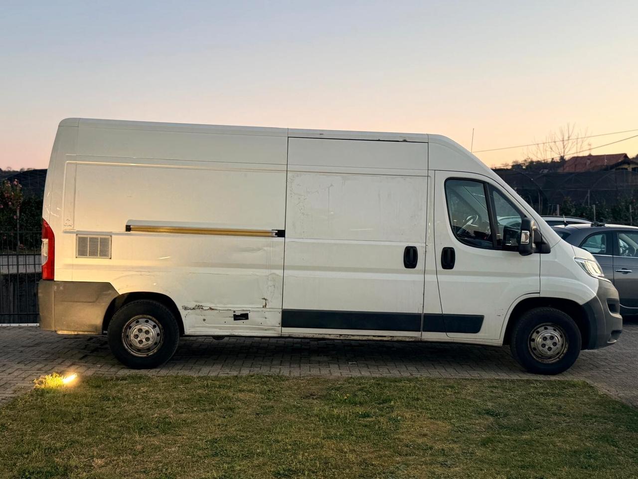 Citroen Jumper 35 BlueHDi 130 PLM-TM Furgone Business